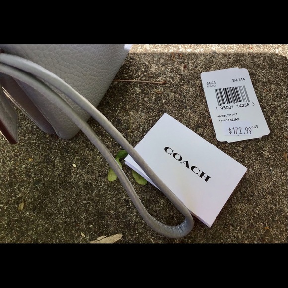 Coach large double zip wallet NWT - Picture 5 of 6